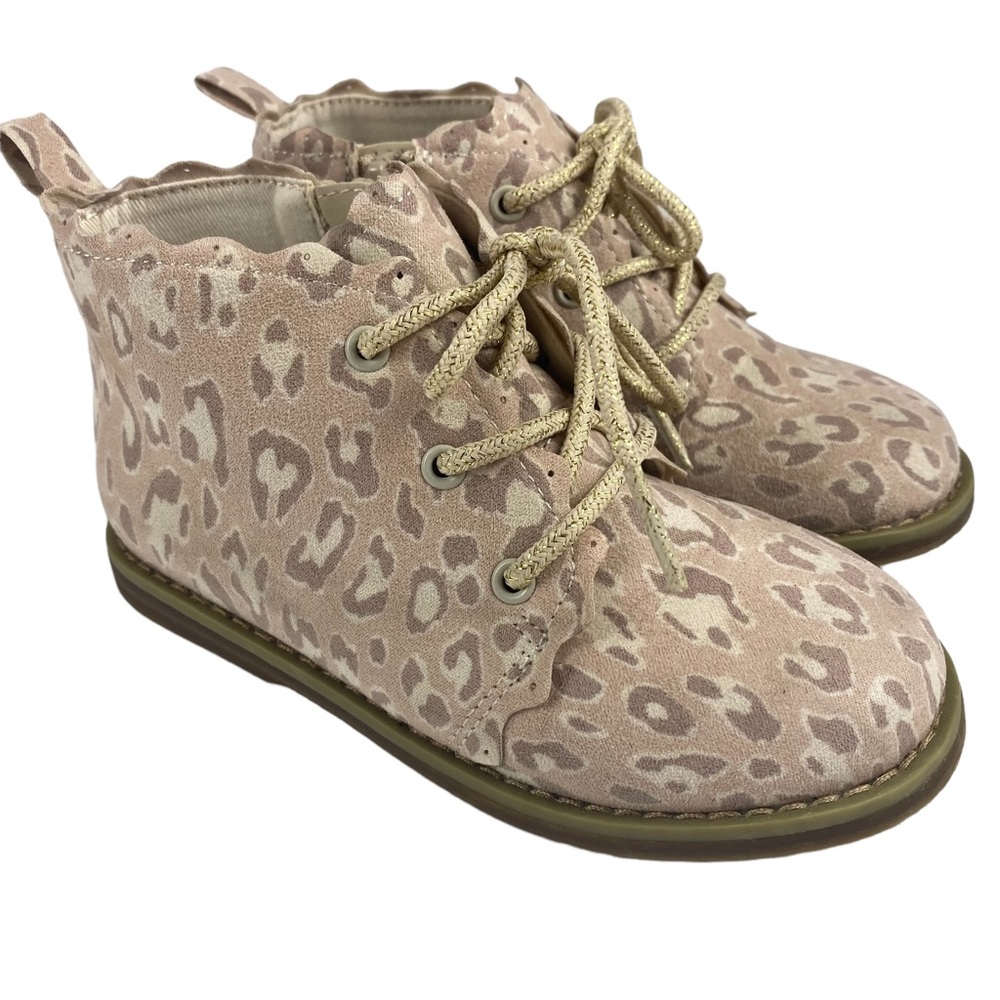 GAP Snow Leopard Pink Boots Size 10 (toddler)